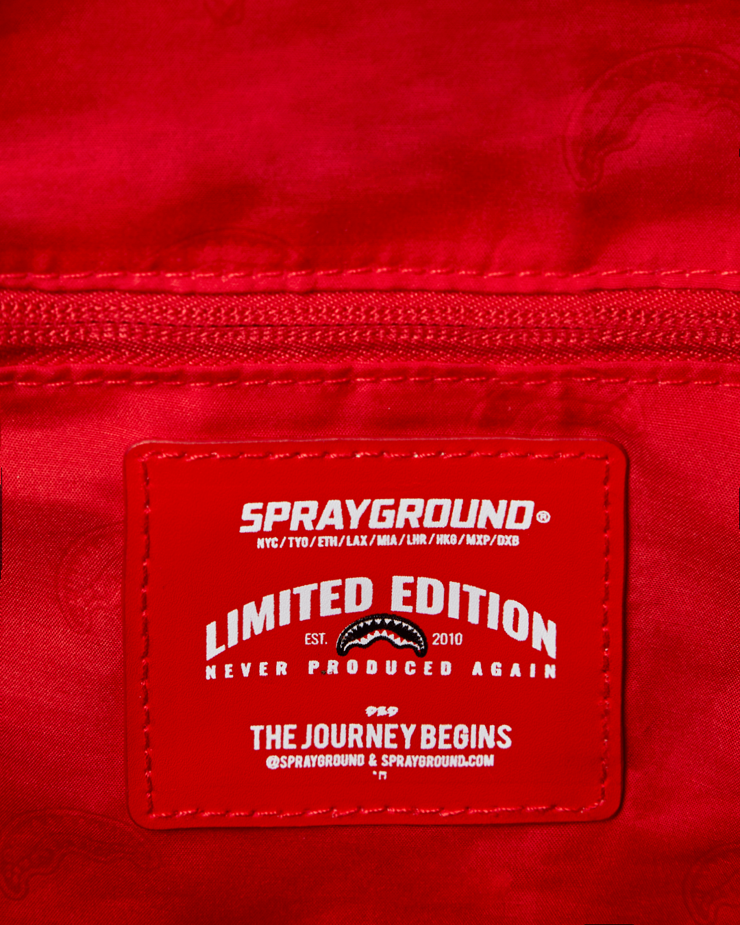 GLOBAL MOGUL CARGO CROSSBODY