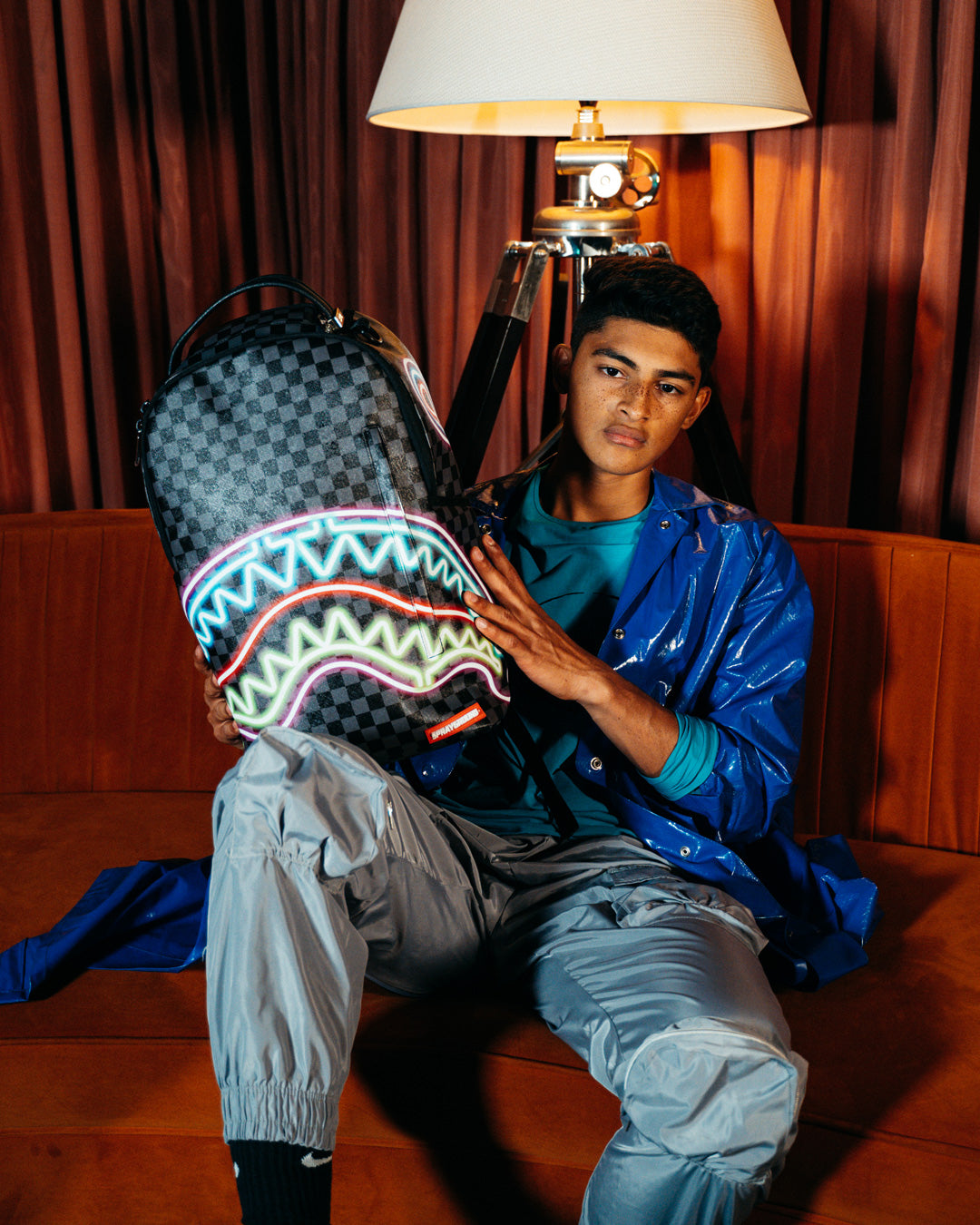 SHARKS IN PARIS GLOW BACKPACK (DLXV)