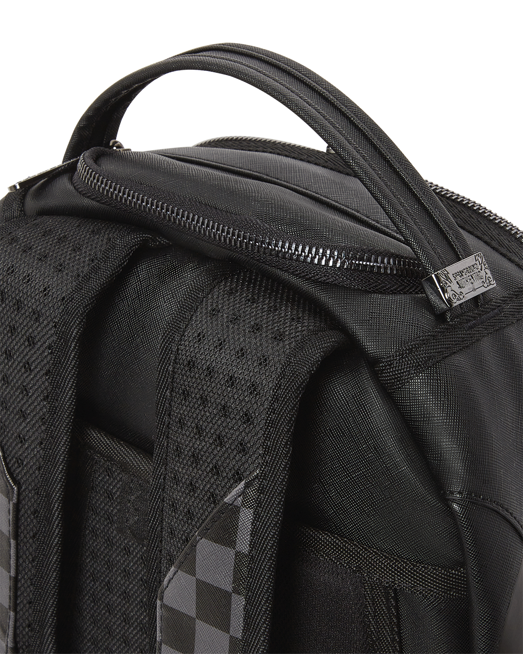HENNY AIIR TO THE THRONE BACKPACK (DLXV)