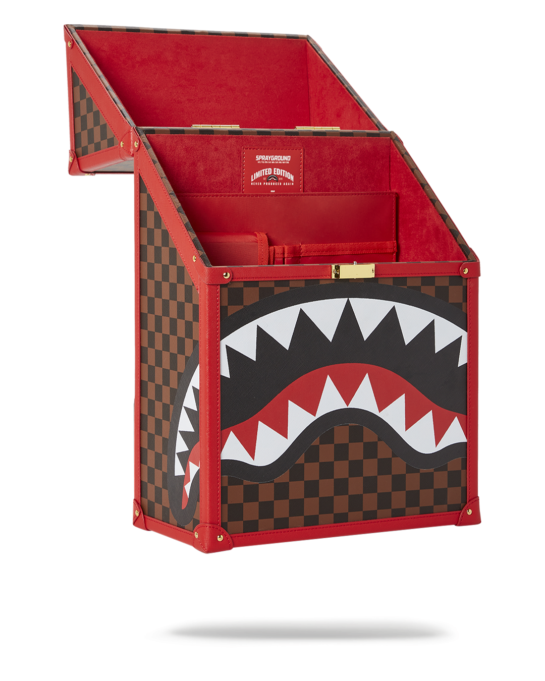 ALL OR NOTHING SHARKS IN PARIS CHATURANGA SHARK 1900 BACKPACK
