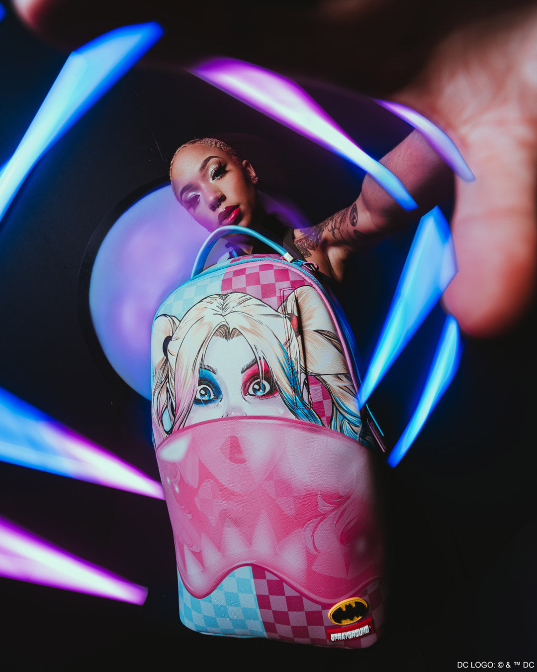 HARLEY QUINN BUBBLE GUM SHARK