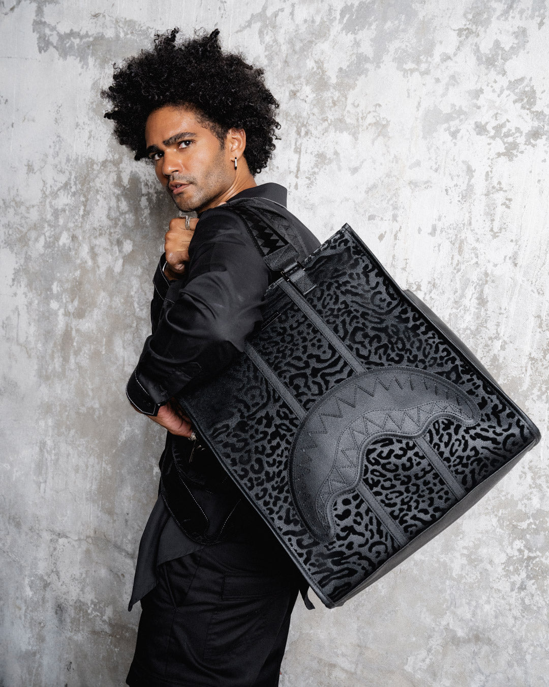 SPYCRAFT PREDATOR DUFFLE CARRY-ON BAG