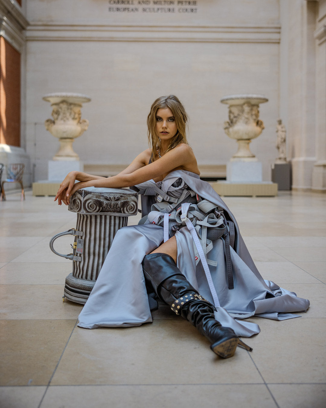 THE MET GREEK TEMPLE OF SARDIS COLUMN DUFFLE