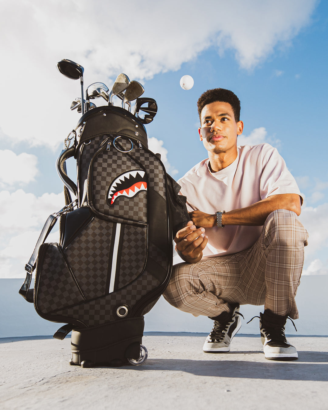 HENNY AIIR TO THE THRONE PRO GOLF BAG