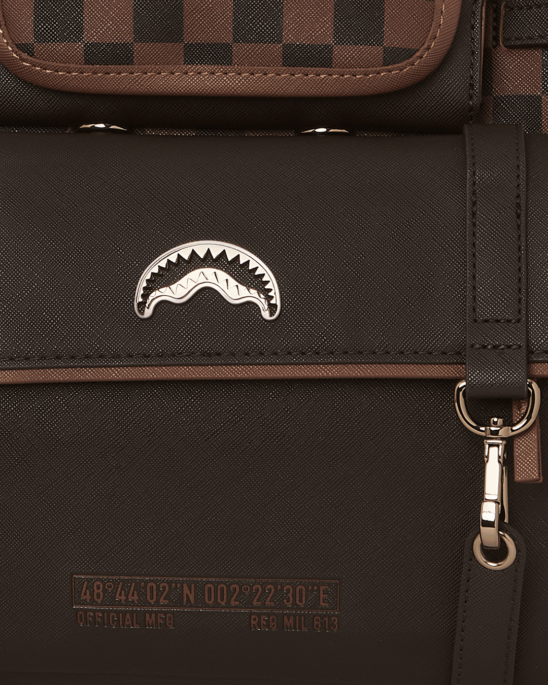 CHECKMATE ROYALE TOTE