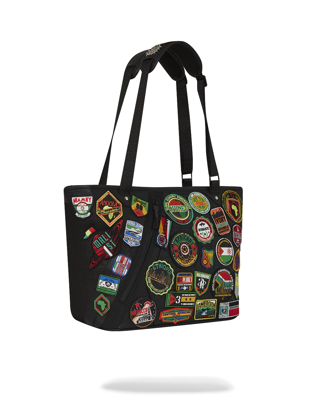 A.I. THE 54 (PATCHES OF AFRICA) CARGO TOTE