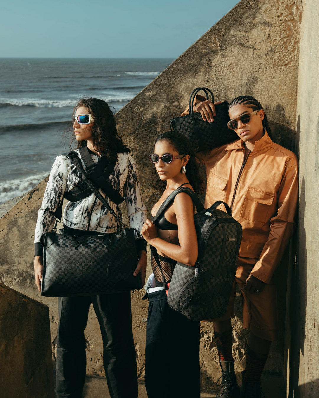 MIDNIGHT CHATEAU MINI PYRAMID DUFFLE