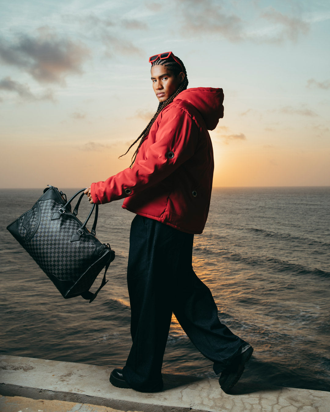 MIDNIGHT CHATEAU PYRAMID DUFFLE